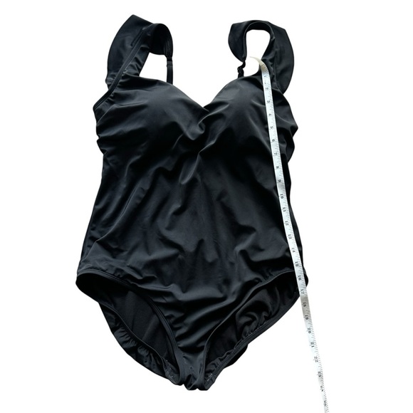 Time and True Women's Sz XL (16-18) One piece Swimsuit w/ built in bra - Picture 3 of 9